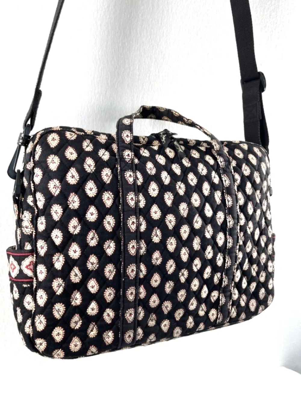 Vera Bradley Quilted Laptop Messenger Bag Classic Black Paisley Adjustable Strap